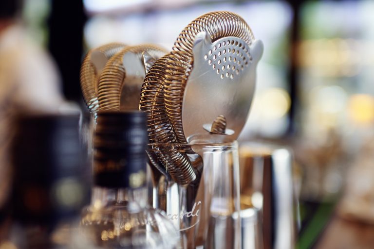 Barsieb und Shaker – Cocktails mixen in der il Bar Konstanz